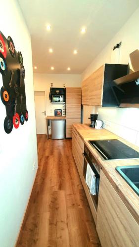 Velbert Apartment | FRANKES CITY SLEEP Apartment, 6 Einzelbetten