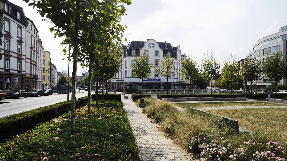 Bornheim Apartment | Frankfurt Downtown -50m² fully furnished apartment with cleaning service
