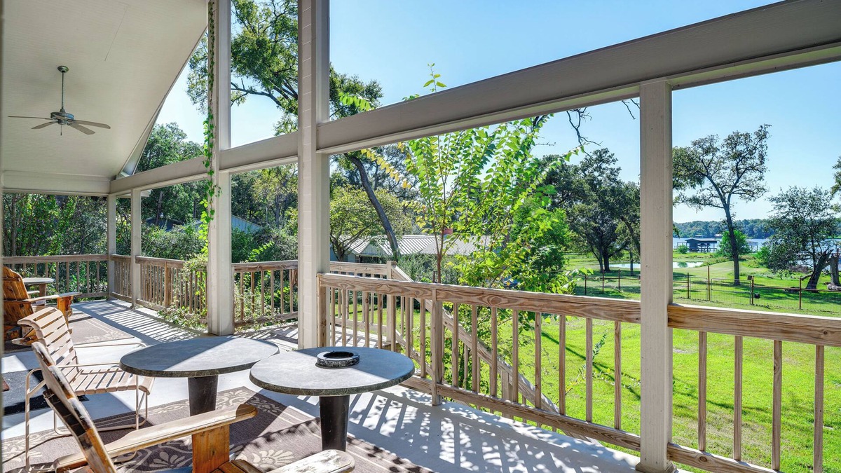 Franklin House | Franklin Home w/Water Views: Outdoor Dining Area!