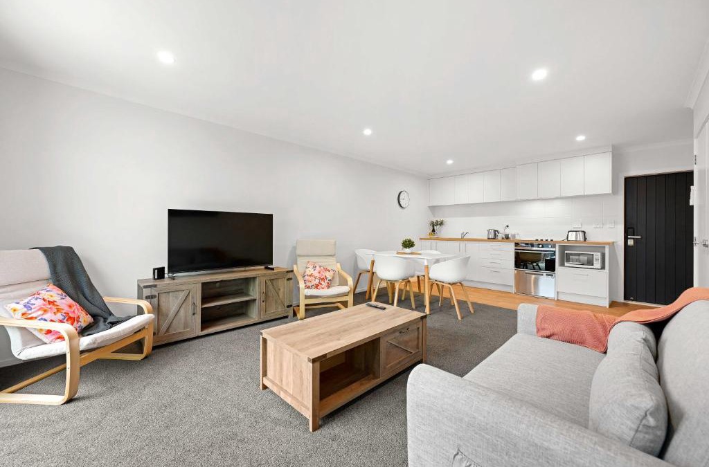 Frankton Apartment | Frankton Villa Retreat - Central!