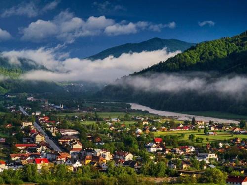 Frasin Apartment | Frasin Studio C1 & 6 km to Voronet Monastery
