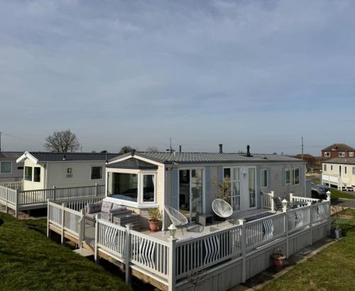 Anderby Creek Ski Chalet | Fraunie's Beach House Anderby Creek - Dog friendly