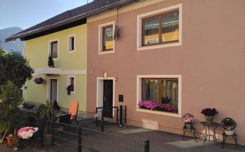 Dellach Apartment | Freddys Gästehaus 80 m2 für 4 Personen