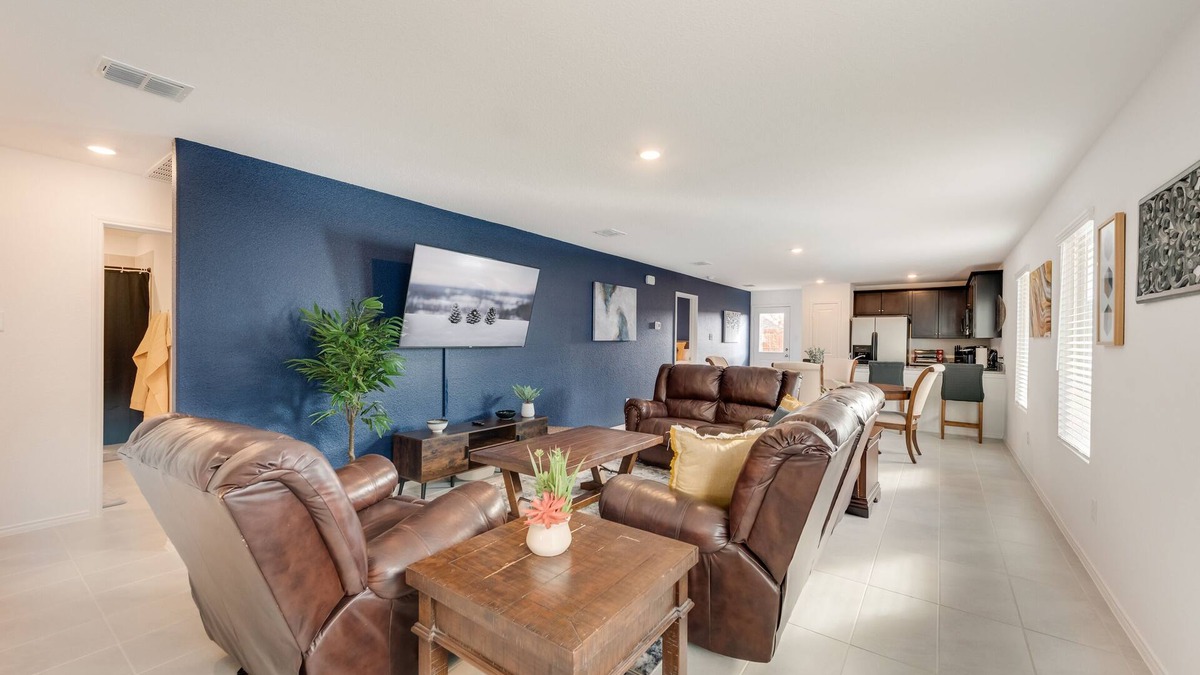 Weston House | - FREE 4K TV - The Serenity