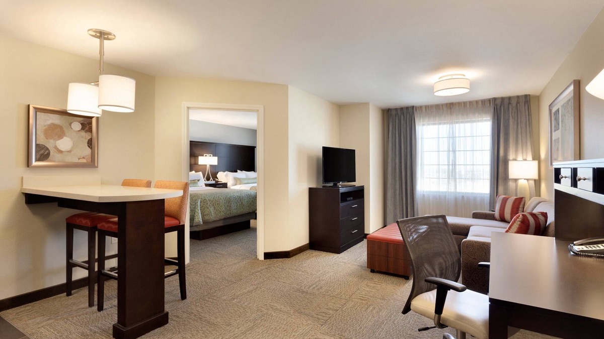 Midland Condo | Free Breakfast. Pool. Near the new Chevron and Oxy campuses!