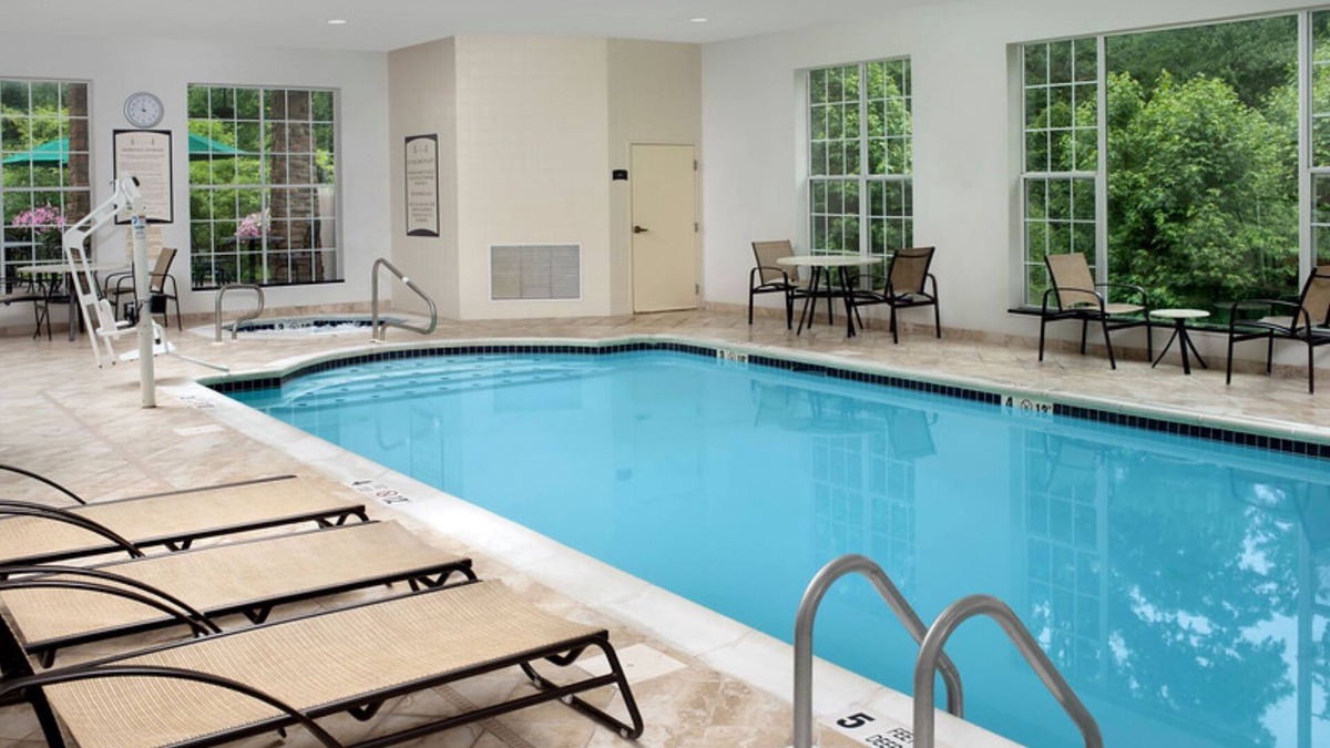 North Brunswick Condo | Free Breakfast. Pool & Hot Tub. Close to Rutgers University!