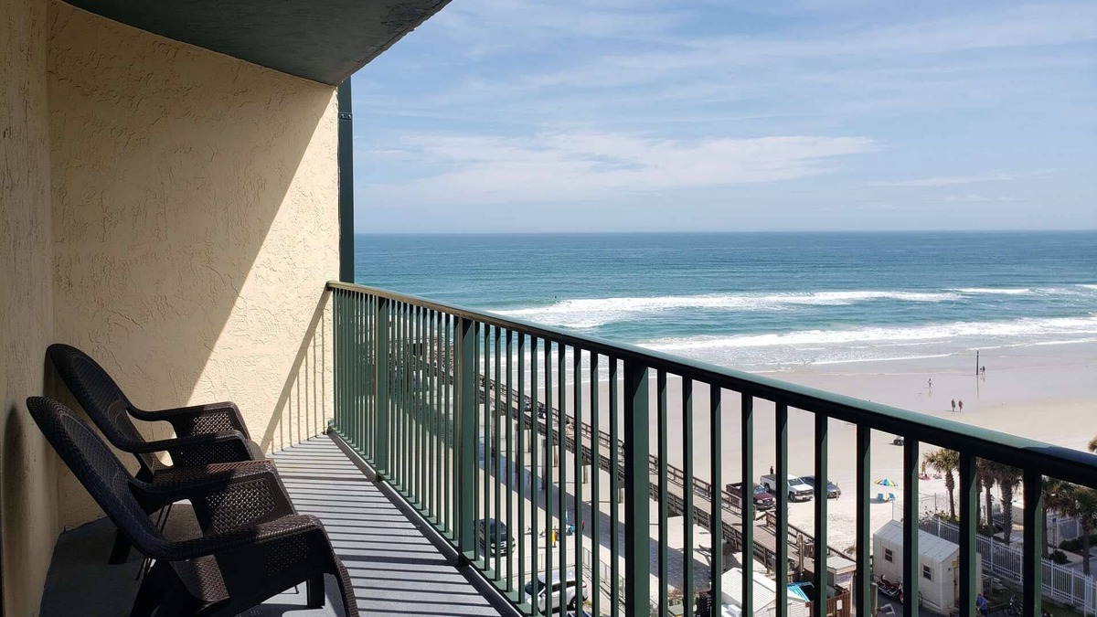 Daytona Beach Shores Condo | FREE DAILY ACTIVITIES! Escape 2 Paradise-Ocean/River Views-Htd Swimming Pool-Next to Pier/Restaurant