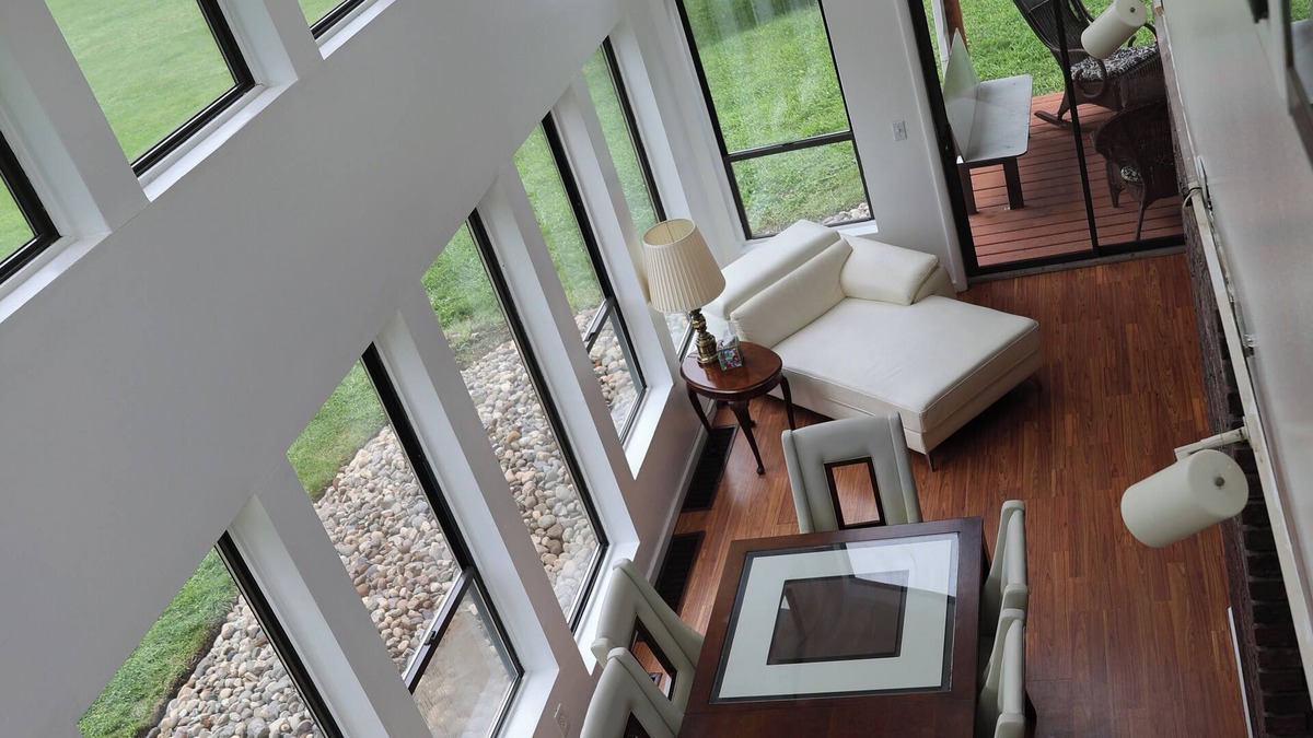 Poughkeepsie House | FREE EV charger and NEMA plug! Breathtaking scenery.