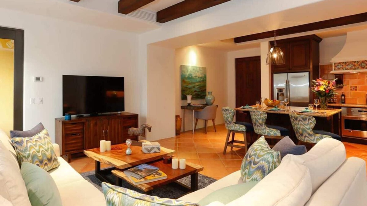 El Medano Ejidal Apartment | FREE NIGHT 1BD Lux Condo at Exclusive Beachfront Hacienda Resort, 5-star Service