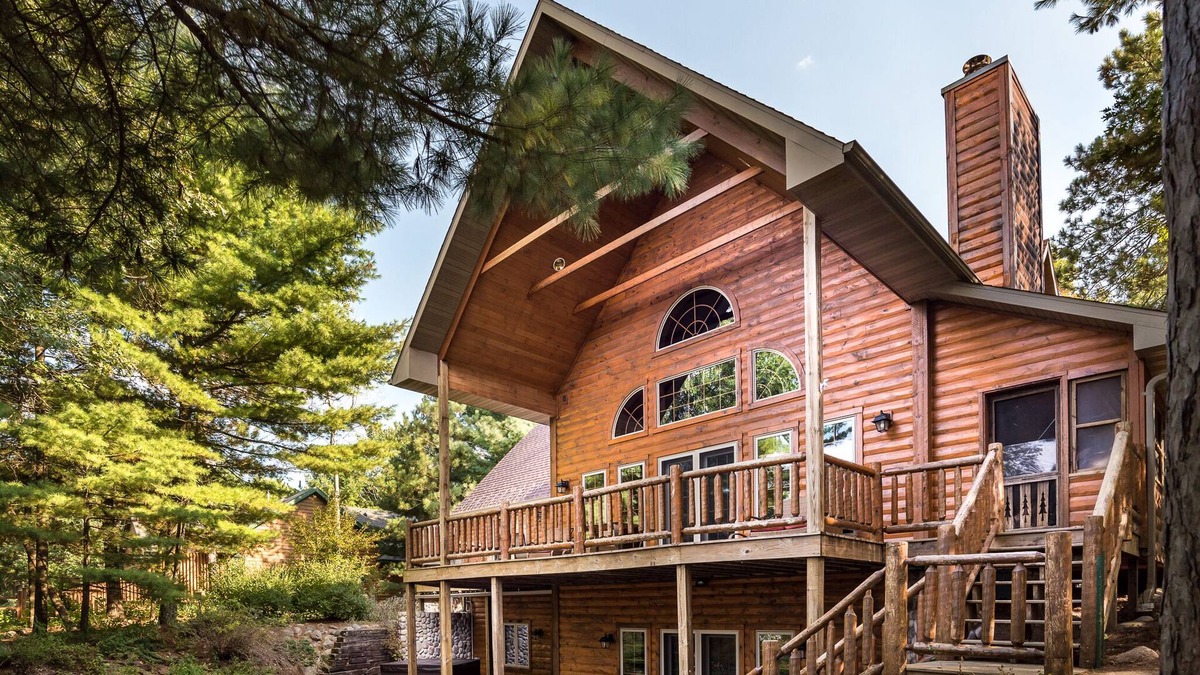 Wild Rose Cabin | Free nite w/wknd offseason logcabin lake hottub kayak paddleboard pier fireplace