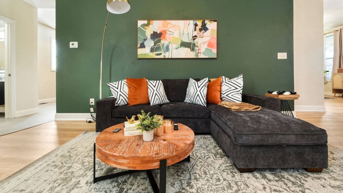 Point Breeze North House | FREE Parking+Games+BBQ+Netflix Near Bakery Square