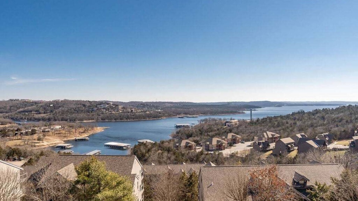 Indian Point Condo | Free SDC Tickets, Close to Branson & Silver Dollar City, WIFI