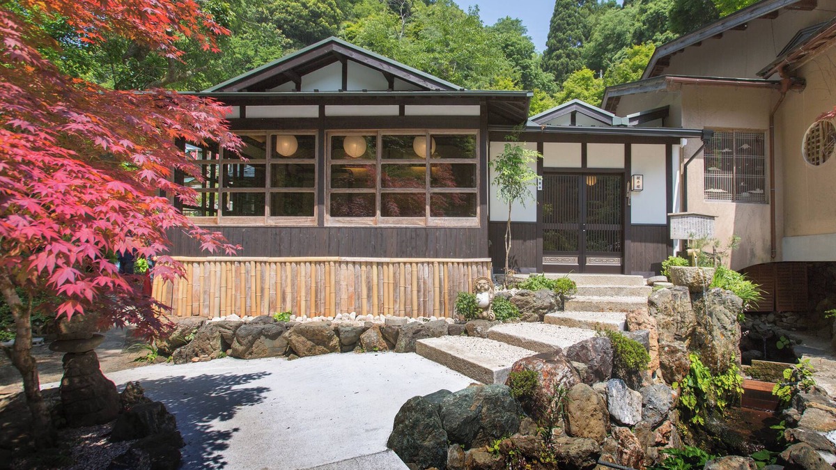 Maibara House | Free trout fishing experience at a private lodge -Sameiro-, Maibara City, Shiga