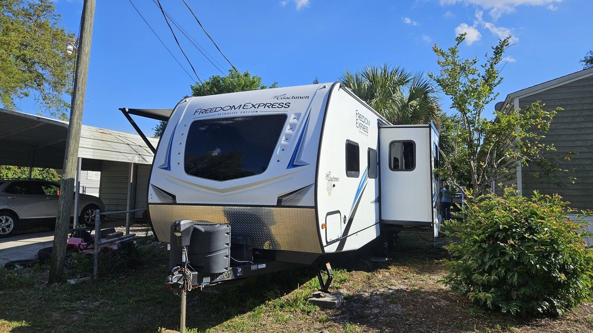 Cocoa House | Freedom Express RV - Modern, Reliable & Cozy