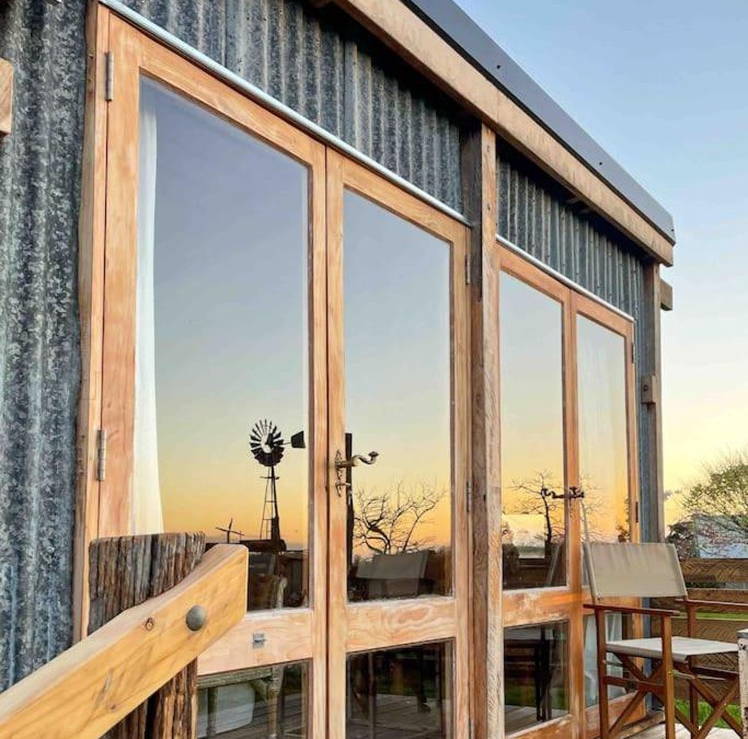 Hastings House | FreeFall Hut