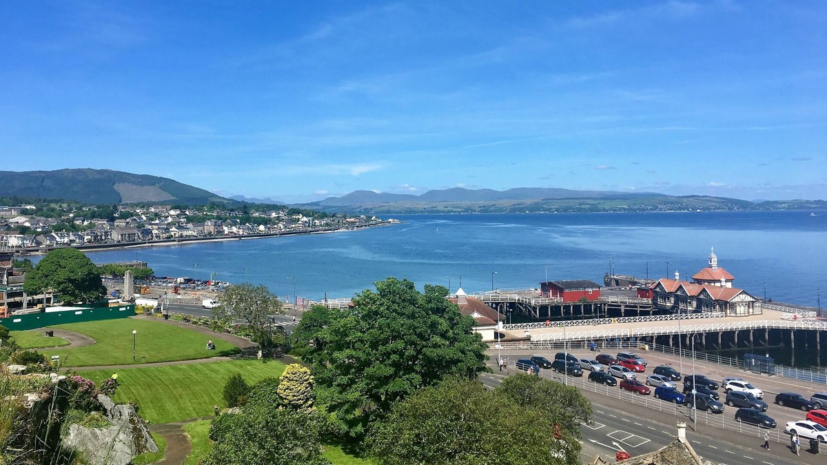 Kilmun Cottage | Freeland Cottage, lovely cottage, coastal Dunoon, quiet location,