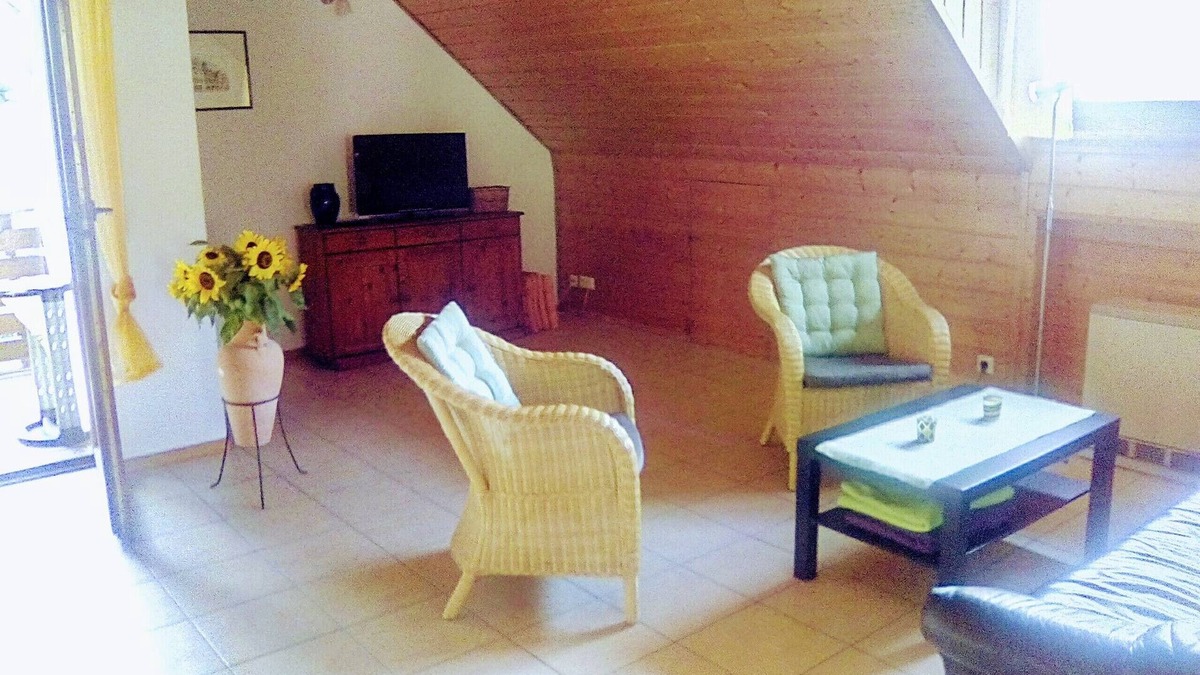 Sud Apartment | Freiburg, 3-room apartment (90m²) 4* in the countryside and yet central