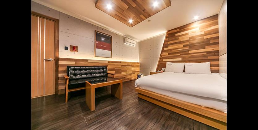 Sindang-dong Hotel | French Hotel