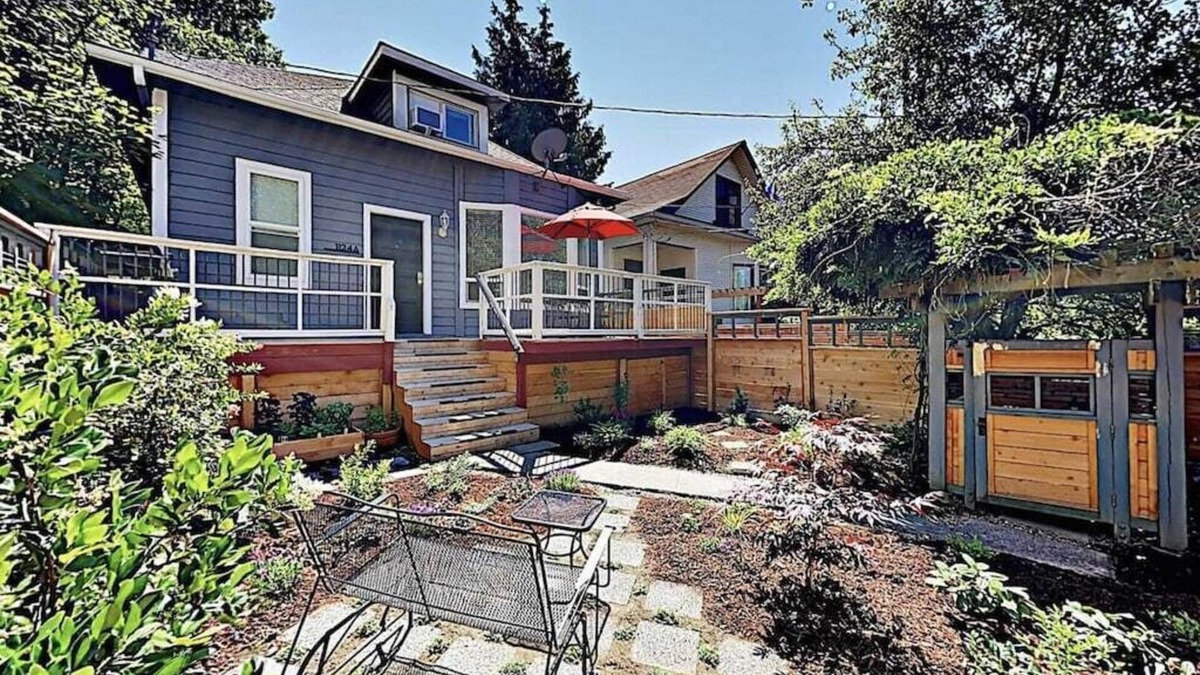 Minor House | Fresh & Hip in Fab Locale, Parking, Fenced Lush Oasis! 99 Walk Score!