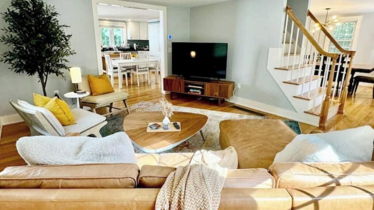Durham House | Freshly Redesigned, Sunlit Modern Farmhouse