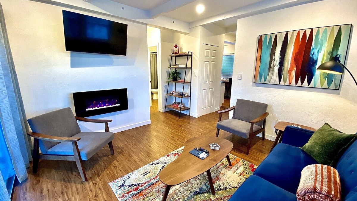 Wildernest Condo | Freshly Remodeled Modern Mountain Getaway, Central Location in Summit County