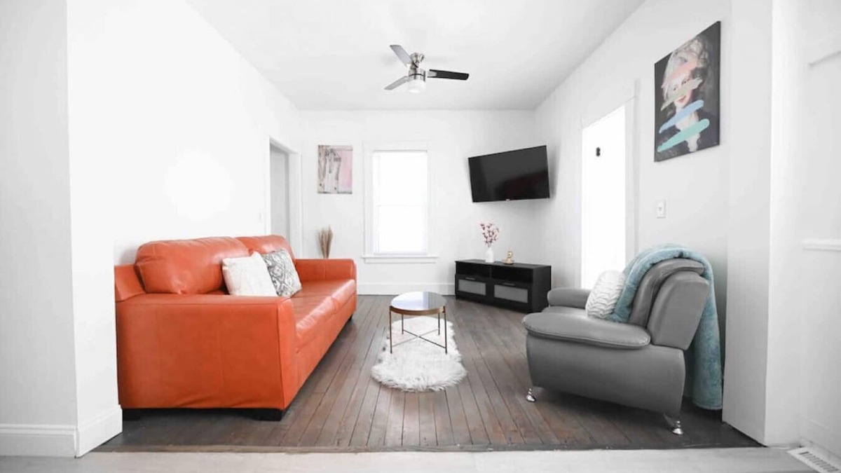 Ansonia Apartment | FRESHLY RENOVATED 2 BR APARTMENT!