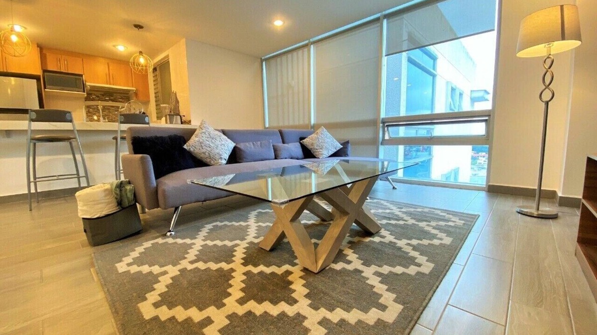 Huixquilucan Apartment | Freshly renovated apartment, walk distance from supermarkets and restaurants