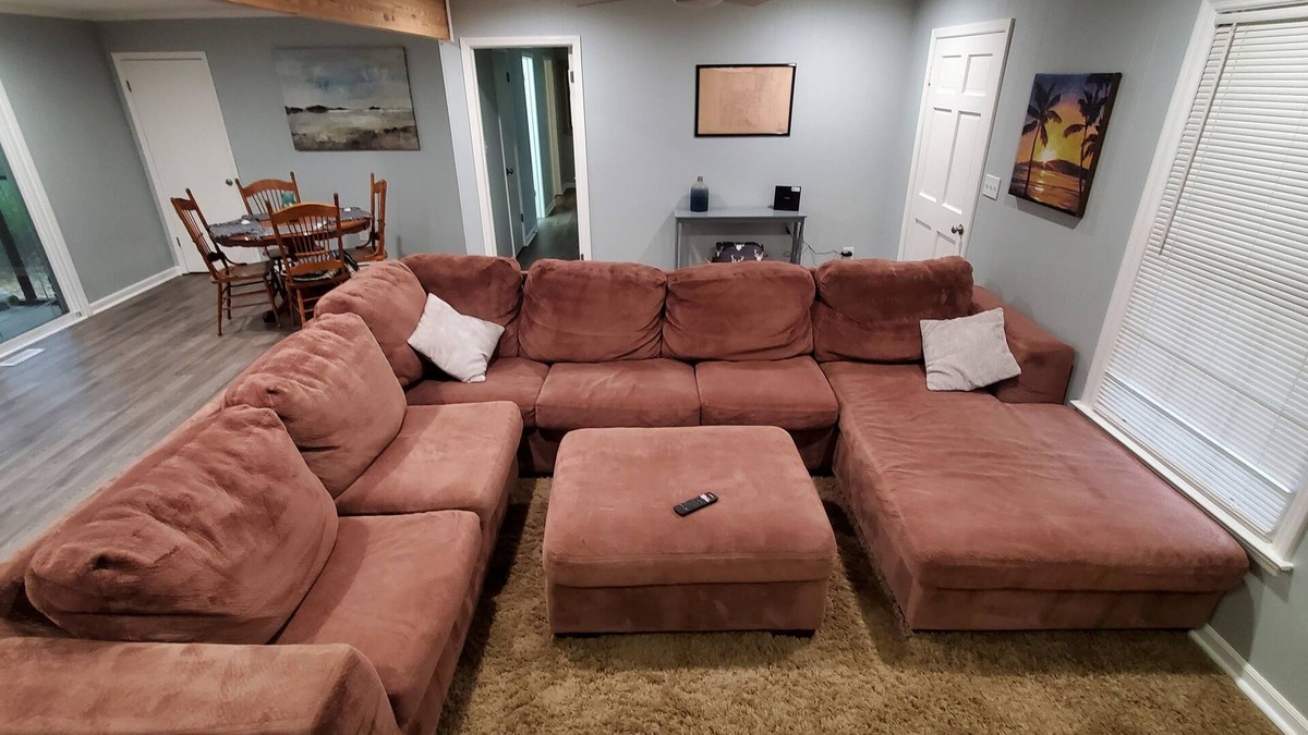 Douglasville House | Freshly Renovated Douglasville Home <30 mins to ATL and Airport
