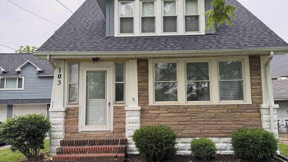 Fairport Harbor House | Freshly Updated 4-Bedroom Home with Gorgeous Lake Views – Walk to the Water!