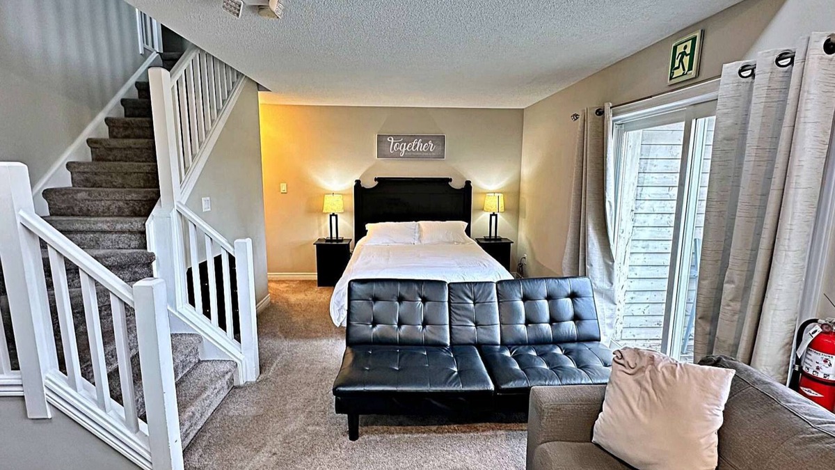 Craigleith Condo | Freshly Upgraded Cozy Loft @ North Creek Resort