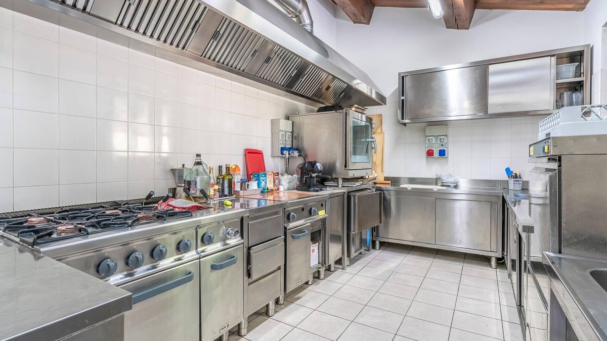 Badia Tedalda House | Friendly country house with pool in a quiet, secluded location, 500 metres from Badia Tedalda.
