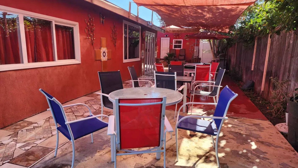 Compton House | Friendly Entire House W/ Big Backyard @Compton