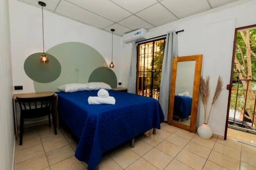 Santa Tecla House | Friendly House