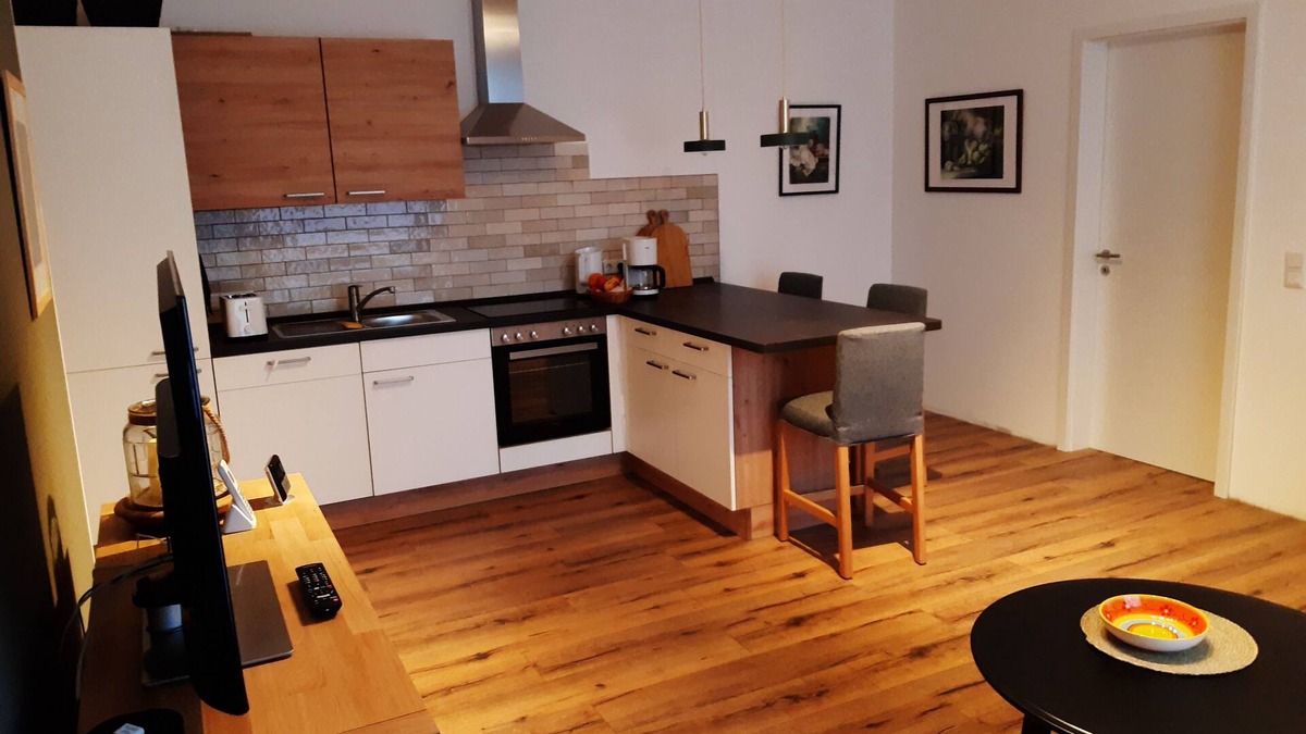 Hatten Apartment | Friendly, newly furnished apartment with good transport connections!