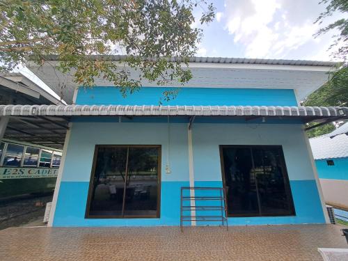 Nakhon Nayok Other | FriendTogether Armthong