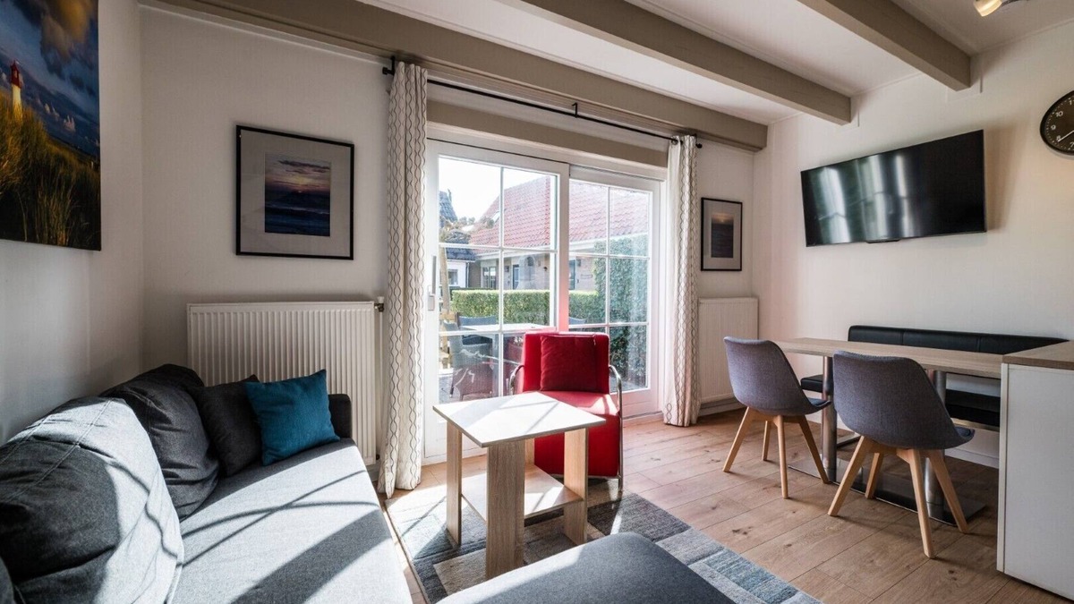 Ameland Apartment | Friese Antillen is a courtyard of 8 homes near of the beach and village Hollum.