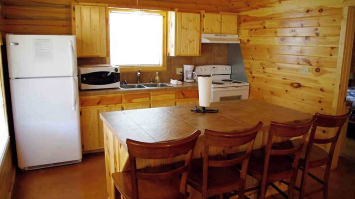 Leakey Cabin | Frio Pecan Farm Log Cabins 1-17