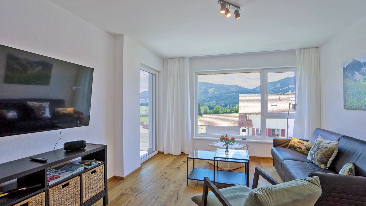Oy-Mittelberg Apartment | Frisch, Sonnig und im Modernen Alpenstyle