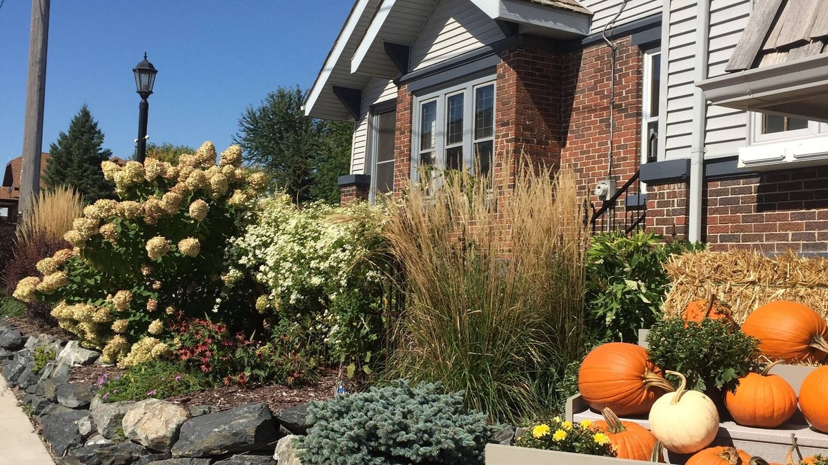 Saint Anna House | From Schwarz Supper Club to Road America, Schwarz Guest House is in Between.
