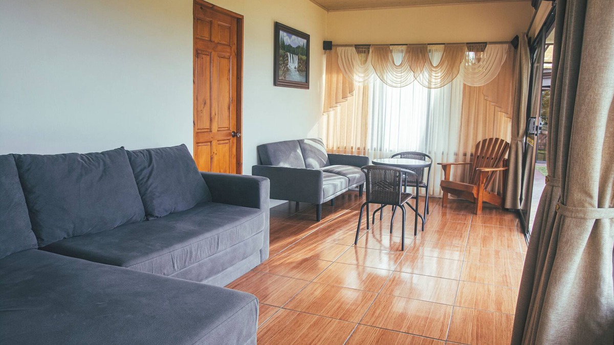 El Castillo Villa | Front Lake Volcano View Villa in La Fortuna with AC, Parking, WiFi, Kitchen