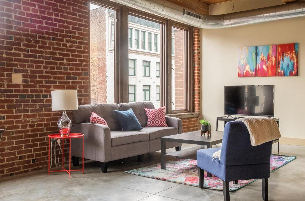 Downtown West Apartment | FRONTDESK 1209 Washington Ave Apts Downtown St Louis