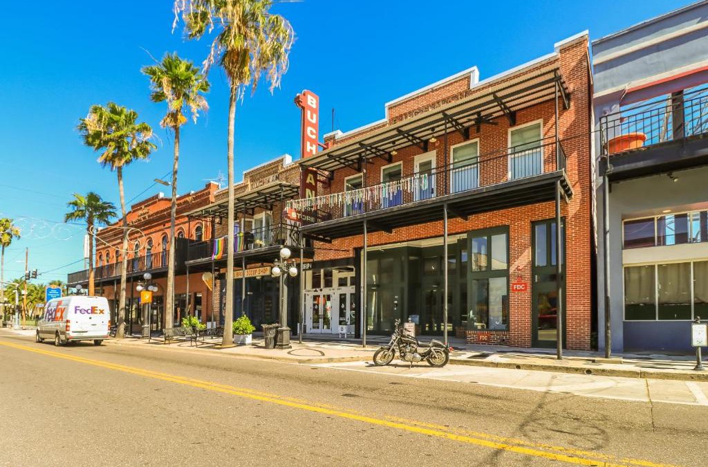 Historic Ybor Apartment | FRONTDESK 1910 E 7th Ave Apts Historic Ybor Tampa