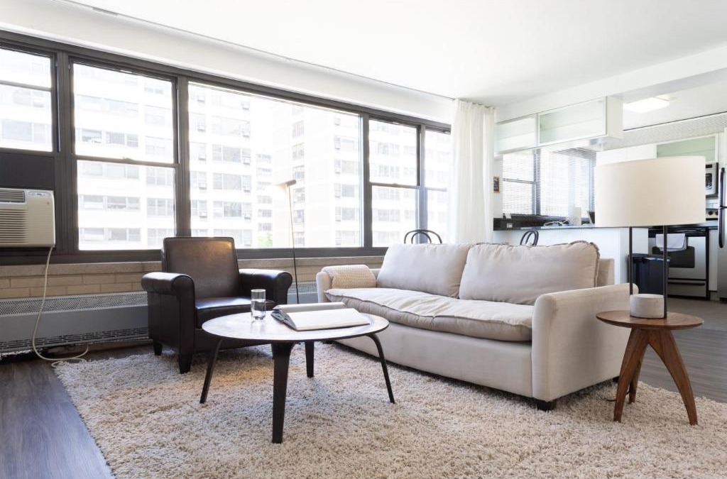 Indian Village Apartment | FRONTDESK 2 BR Apt near University of Chicago