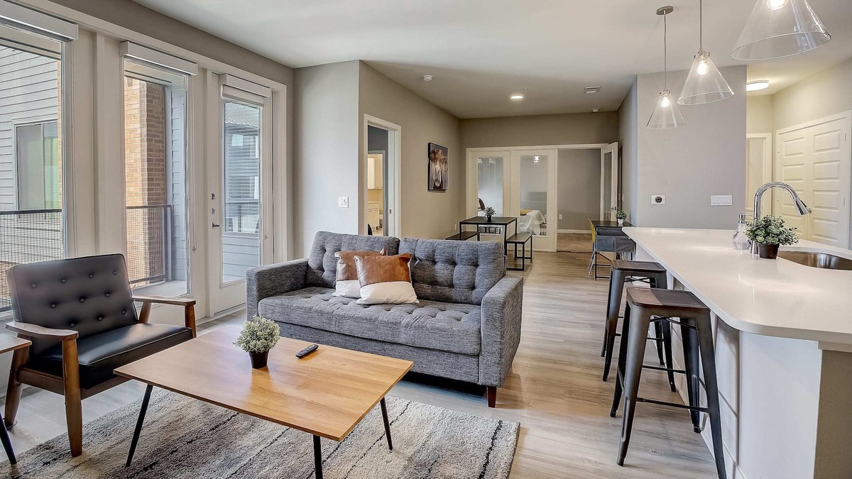 Highland Apartment | Frontdesk | 2 BR Apt near Wonderspaces Austin