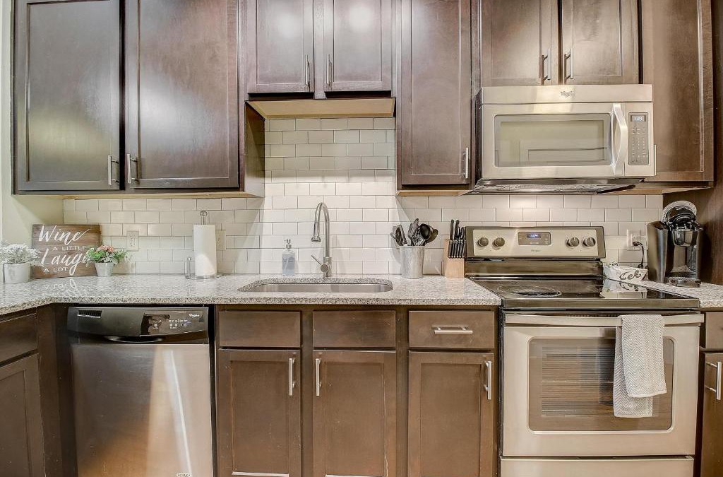 SouthPark Apartment | Frontdesk Mezzo 1 Southpark Apts Charlotte, NC