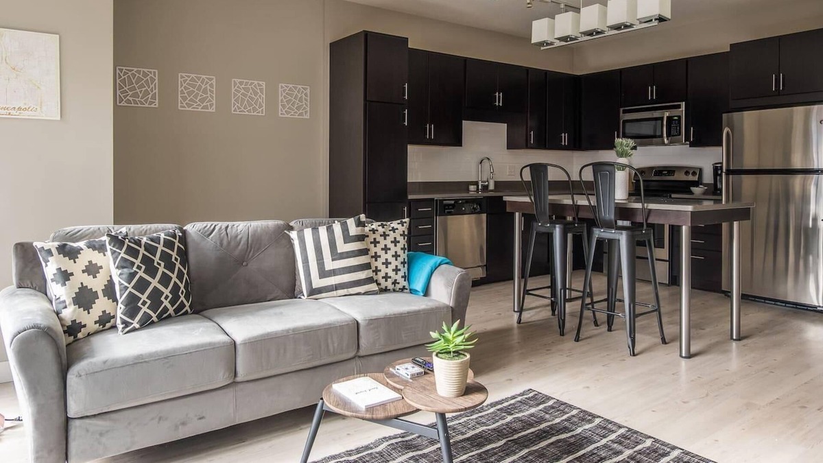 Nicollet Island Apartment | Frontdesk | Updated 1BR near the Mississippi River