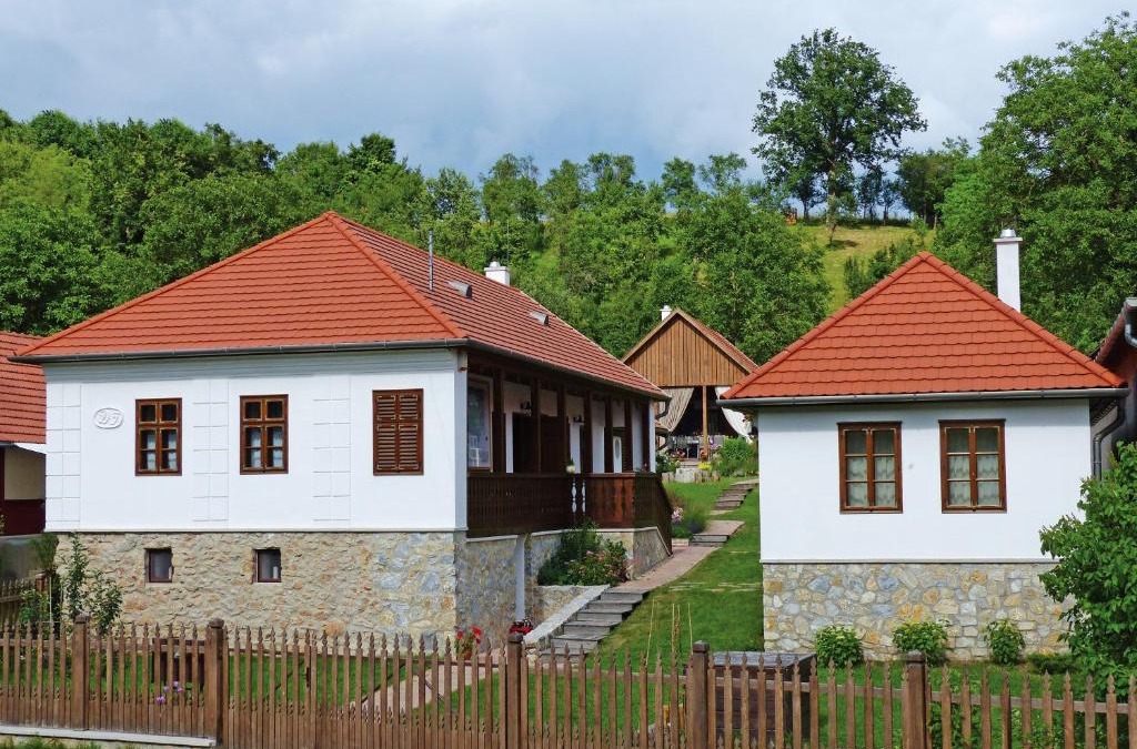 Trizs House | Fruktárium vendégház