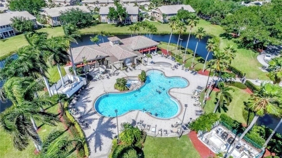 Cypress Lake Condo | Ft Myers Retreat! Relax, recharge, and enjoy all that Florida has to offer.