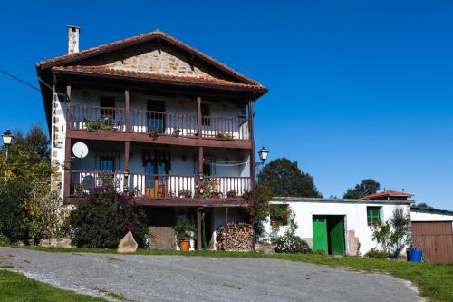 Valle de Carranza House | Fuenternilla