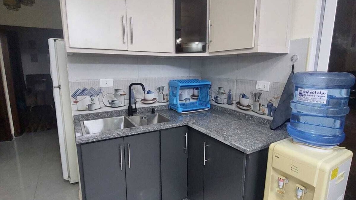 Suwailih Apartment | Full apartment in strategic area with all services: shops, markets, bus stop.